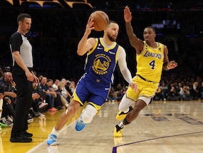Unheralded Walker Sparks Lakers Rally As Warriors Wobble
